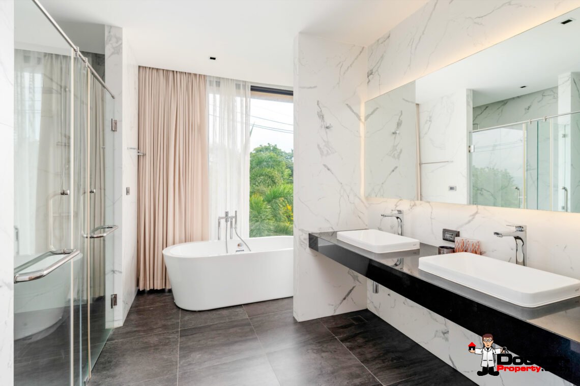 Modern 3 Bedroom Private Pool Villa with Partial Sea View in Plai Laem, Koh Samui – For Sale